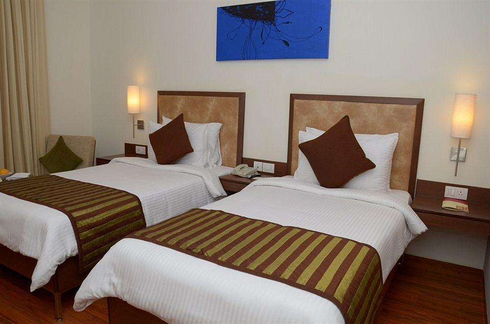 Four Points By Sheraton New Delhi, Airport Highway Exteriér fotografie