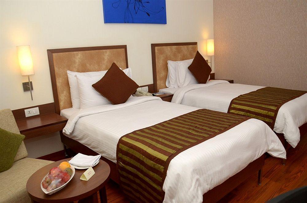 Four Points By Sheraton New Delhi, Airport Highway Exteriér fotografie
